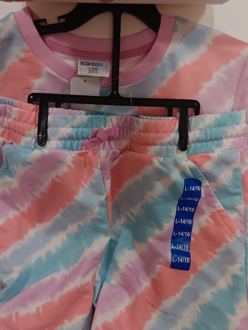 32 Degrees Kids Tie-Dye Sweatshirt & Shorts Set - Pink Blue Purple, Youth 14/16